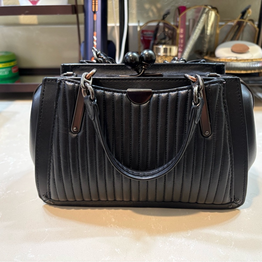 Coach dreamer kisslock Quilted PLEASE DO NOT BUY RESERVE FOR @MERY_PINEDa